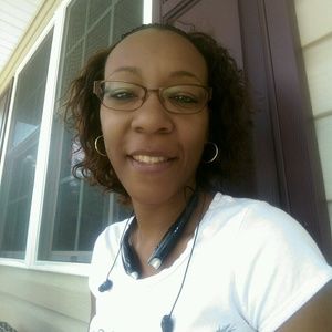 Meet your Posher, Lashunda